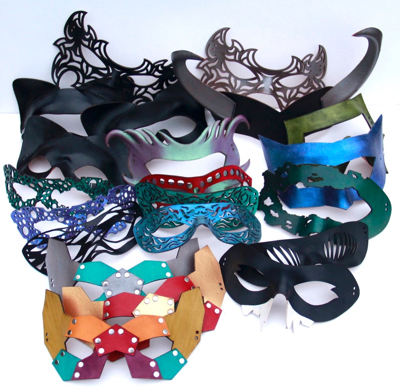 Pack of 4 Random Masks - Etsy