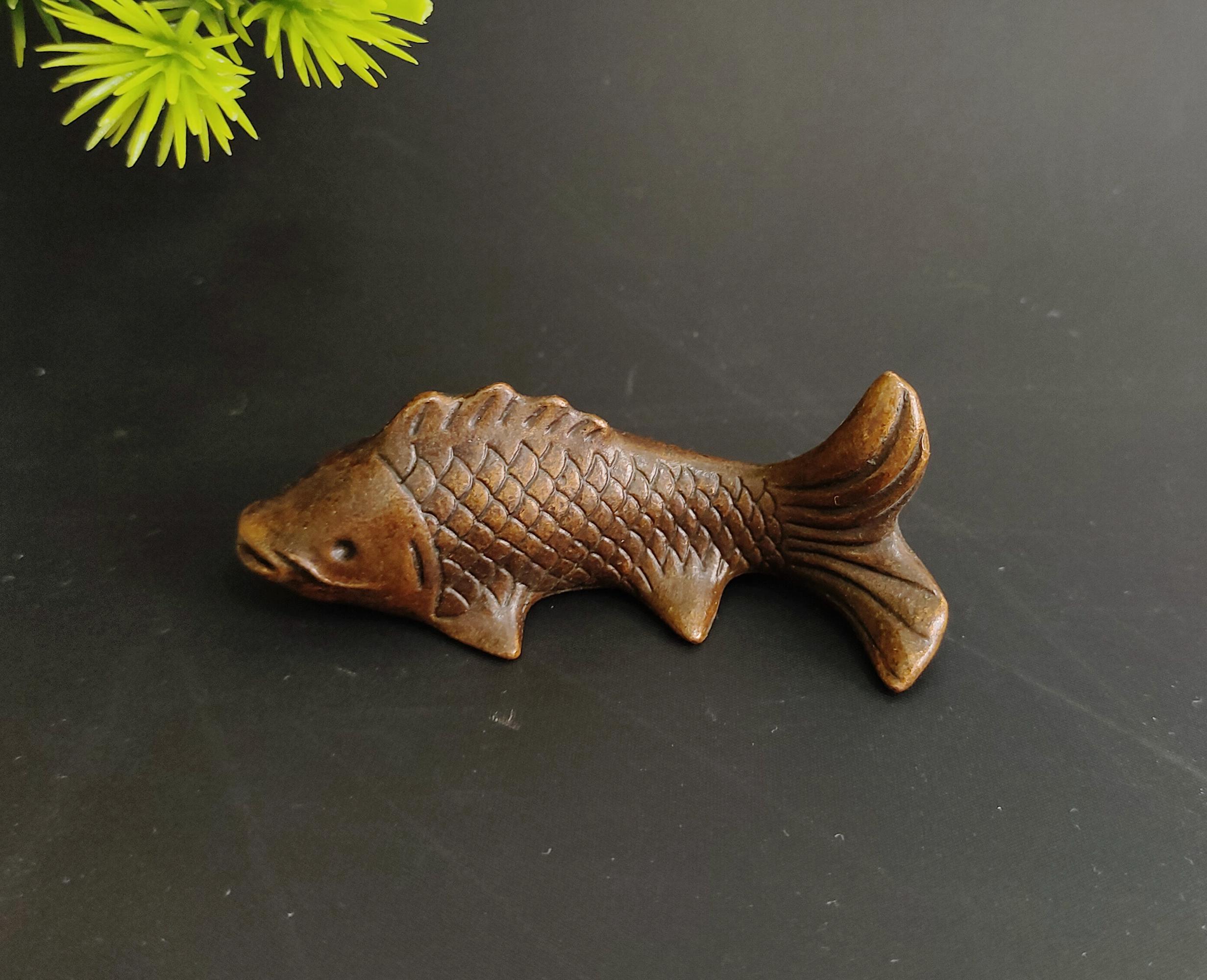 ヴィンテージブロンズ彫刻の魚の像 - Etsy 日本