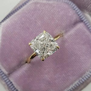 Carat Kissenschliff Solitär Diamant Verlobungsring