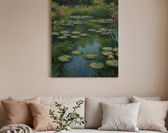 Könnte beinhalten: Gerahmter Leinwanddruck eines Seerosenteichs. Das Gemälde zeigt Seerosen, Blumen und Spiegelungen im Wasser. Das Kunstwerk wird von Grün-, Blau- und Rosatönen dominiert, mit einem üppigen, naturalistischen Stil.