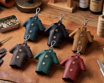 Porte-clés en cuir véritable fait main - Mini veste au design unique, cadeau pour lui