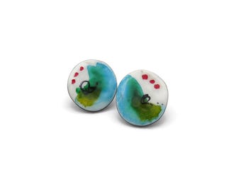 Boucles d'oreilles artistiques en argent oxydé émaillé, création de bijoux contemporains