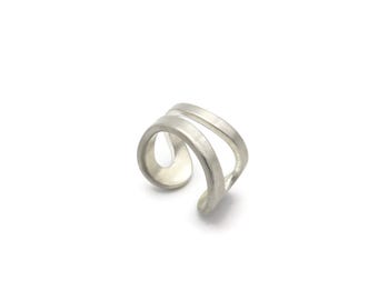 Bague réglable en argent satiné - Conception à anneau ouvert - Bijoux contemporains