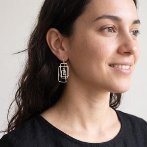 Geometriska örhängen i sterlingsilver, moderna konstsmycken