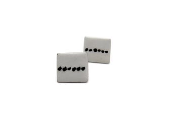 Boucles d'oreilles en argent oxydé émaillé noir et blanc, bijoux contemporains minimalistes