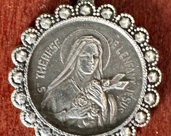 Saint Therese of LISIEUX  - Saint Theresa - Child of Jesus - Religious Medal Pendant - SILVER with Marcasites on 18 inch sterling rolo chain