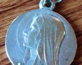 Portrait Holy Virgin Mary of Lourdes Vintage Medal on 18" sterling silver rolo chain