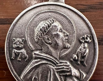 Saint Francis Pet Medal: Silverplated Dog Cat Horse Protection
