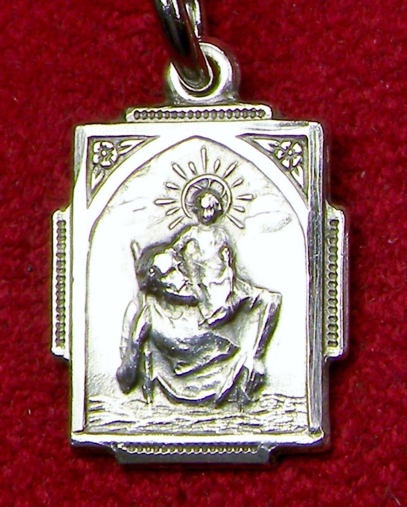 Vintage Sterling Religious Medal Pendant on 18 inch sterling silver rolo chain I an a Catholic Saint Christopher