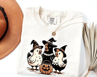 Retro Halloween T-Shirt: Pumpkin Chicken Witch Design