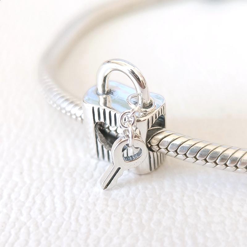 Pandora lock key - Etsy 日本