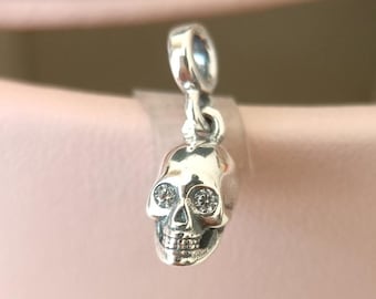 ME スカル ミニ ダングル チャーム:Pandora ME & Essence ブレスレット用 スターリングシルバー スモールホール (2.5 mm)