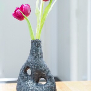Modern ceramic vase | textured vase | handmade vase | contemporary ceramics | flower vase | stoneware vase | handmade ceramic vase | gift