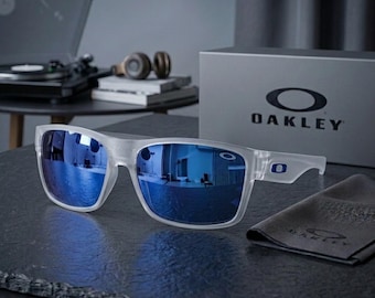 Oakley Two Face White - Blue POLARIZED Sunglasses 9189-46 (NO BOX)