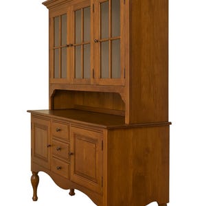 Ethan Allen Country Crossings Vintage Solid Maple and Lit China