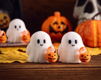 3D Printed Halloween Ghost Decoration,Halloween Decoration Desk Display,Cute Tiny Trick or Treat Ghost,Spooky Home Decor,Decor Fall Decor