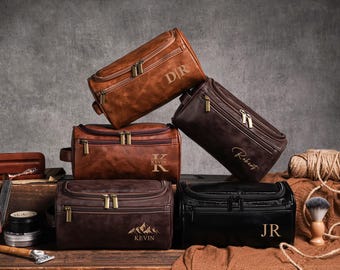 Personalized men's toiletry bag,Laser Engraved Leather Travel Kit,Groomsmen Gift,Christmas Gift for Men,Groomsmen Proposal Gift,Gift for him
