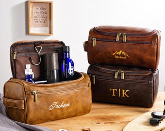 Personalized Embroidered Leather Toiletry Bag, Men's Dopp Kit, Groomsmen Gifts, Anniversary Gift, Father's Day Gift