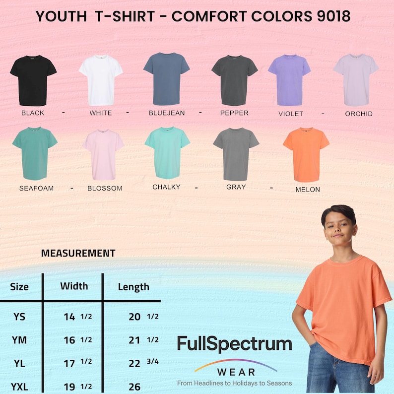 Puede incluir: Una exhibici&oacute;n de camisetas juveniles en varios colores, incluyendo negro, blanco, azul vaquero, pimienta, violeta, orqu&iacute;dea, espuma de mar, flor, calc&aacute;reo, gris y mel&oacute;n. La imagen tambi&eacute;n incluye una tabla de tallas con medidas en pulgadas y el texto "FullSpectrum WEAR".