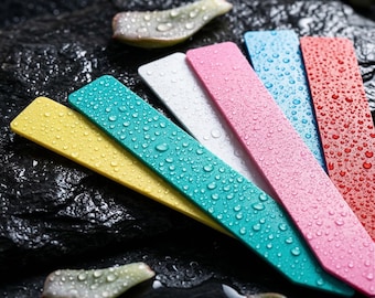 Etykiety w 100 kolorach, etykiety z nazwami roślin, etykiety do dekoracji ogrodowych, wodoodporne etykiety do roślin oraz wielowymiarowe znaki na kwiaty i powierzchnie ogrodowe.