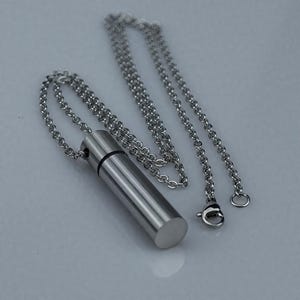 Stainless Steel Cremation Urn Necklace: Memorial Ash Keepsake