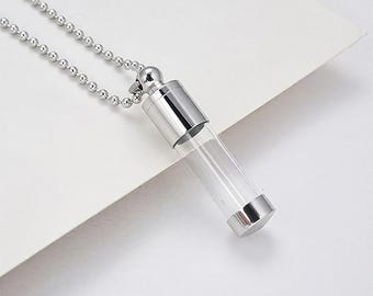 Naszyjnik z urną pamiątkową z przezroczystego szkła i stali nierdzewnej: wisiorek na prochy