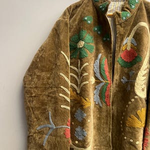 Handmade Velvet Suzani Jacket, Floral Embroidered Boho Coat image 3