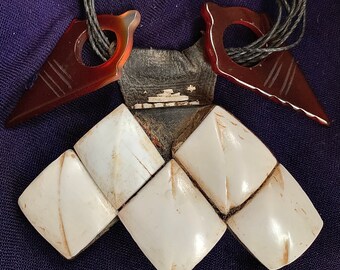 Traditional Old LARGE Camelbone 'Khomeissa'  Tuareg Amulet on Leather & Agate Tanfouk pieces, Leather Necklace, Kel Ahaggaren, S Algeria