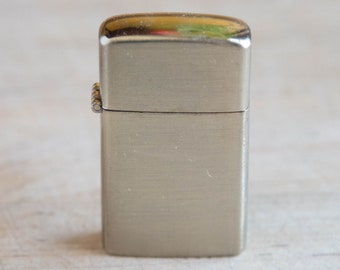Vintage Supreme L.D.L. Lighter in Gold 
