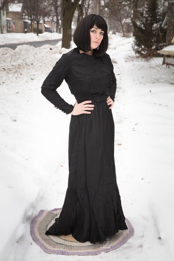 Old school Witch of the West Wizard of Oz Black Sa