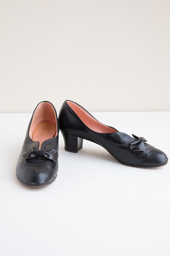 Antique - Vintage - Black Leather Pumps - 1930s - 