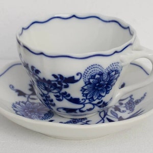 6 x Zwiebelmuster Bohemia Original Blue Onion Pattern Oversize 6.76 oz Coffee Cup and Saucer Set porcelain hand painted