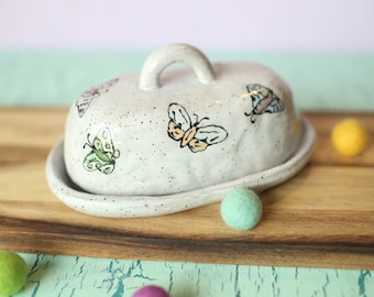 Burriera in ceramica con farfalla e falena - Burriera dipinta a mano - Ceramica fatta a mano