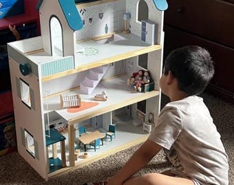 Wooden Dollhouse Kit with Furniture – Large DIY Toddler Dollhouse Playset – Kids Pretend Play Wooden Doll House Gift Ages 3–8
