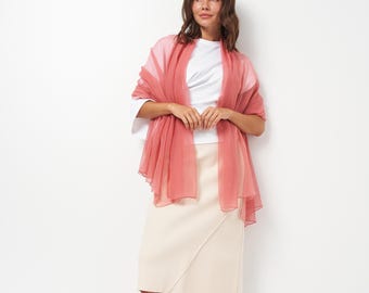 Chiffon-Schal in Antik-Rosa: Leichter, geknitterter Schal, transparenter Schal