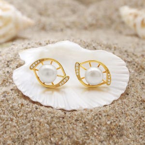 Dainty Pearl Diamond Earrings, Pearl Earrings, Moissanite Wedding Studs, Daily Earrings, Wedding Jewelry Flower Earrings, Gift for Her