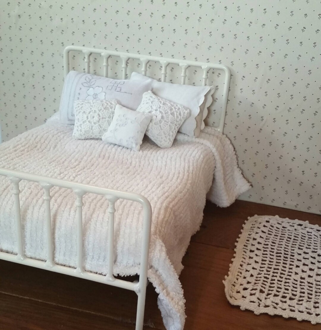 Doll Bed Double Size Shabby Chic Metal Bed1/6 Scale for Blythe or