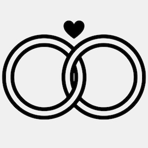 Può includere: Grafica in bianco e nero di due anelli intrecciati, che simboleggiano il matrimonio o l'impegno. Un cuore nero è posto sopra gli anelli, completando il design. Gli anelli sono delineati con una doppia linea.