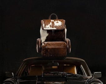 Western Rindsleder Rucksack - Großer Boho Rucksack oder Kleine Tagestasche | Handgenähte Haar-auf-Hide Reise und Schultasche