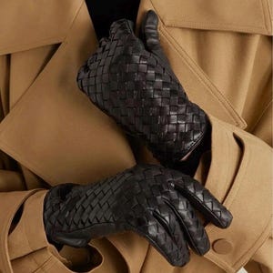 Luvas de couro trançado, feitas à mão em pele de cordeiro, estilo intrecciato, presente de luxo para ela.