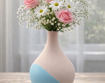 Modern two-tone design vase made of PLA | Cream & light blue | 15 cm | Sustainable decorative vase | Alternative to ceramic