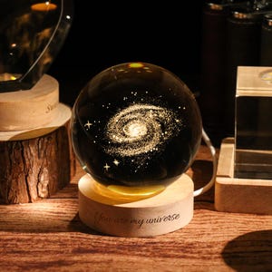 3D-binnenlamp - kristallen bol zonnestelsel ledlamp met houten basis, aangepaste Galaxy Globe, astronomiecadeau voor ruimteliefhebbers