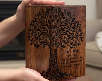 Urna de cremación de palisandro hecha a mano con el Árbol de la Vida: recuerdo conmemorativo grabado