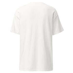 Cat NOIRRR: Unisex classic tee