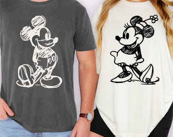 Camisetas de pareja de Mickey y Minnie de Comfort Colors®, camiseta a juego para amantes de Mickey y sus amigos, regalo retro de viaje a Disney para parejas.