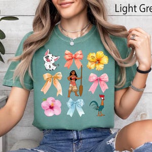 Comfort Colors®Disney Moana Pua Hei Hei with flowers Cute Princess Shirt, Disneyworld Moana Princess Sweatshirt,Disney Family Vacation Shirt