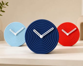 Modern Desk Clock with Concentric Circle Face, Small Table Clock with Movement for Office or Bedside