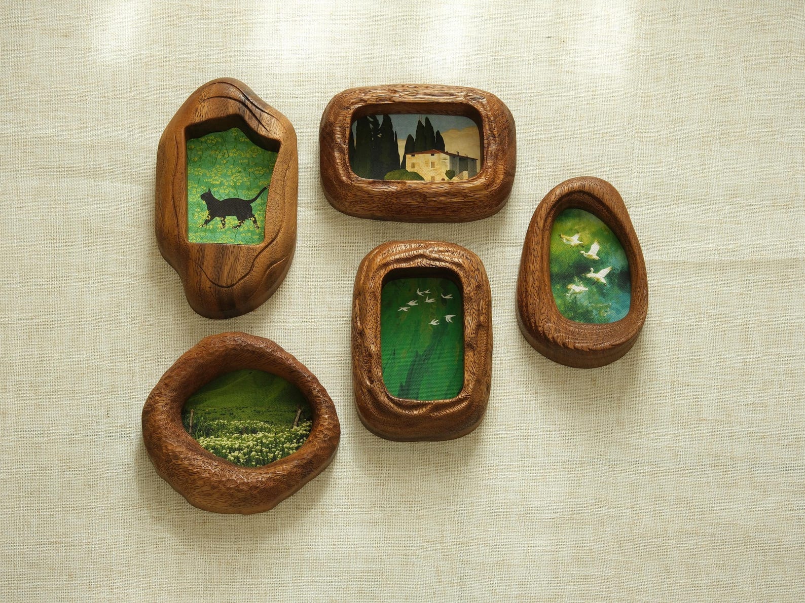 Handmade Solid Wood Wall Hanging Picture Frames, Hand Carved Wooden Frames, Natural Home Decor