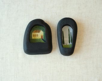 Handmade Black Wood Wall Hanging Picture Frame, House and Oval Shape Design, Cherry Walnut