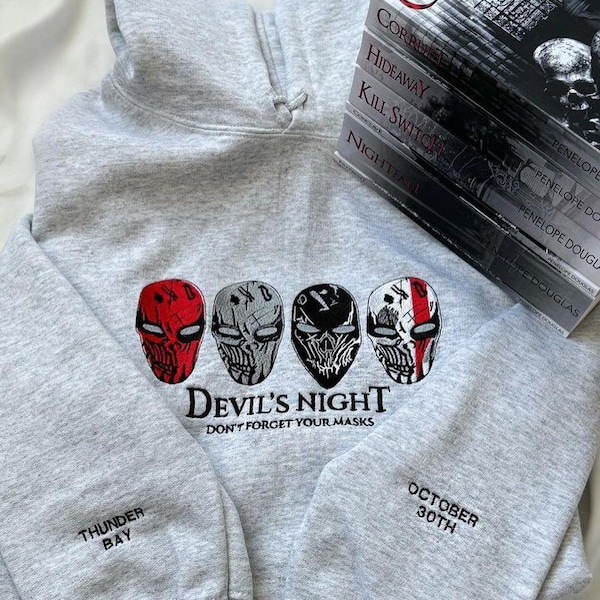 Felpa ricamata Devil's Night Four Horseman, felpa Will Grayson, Devil's Night di Penelope Douglas